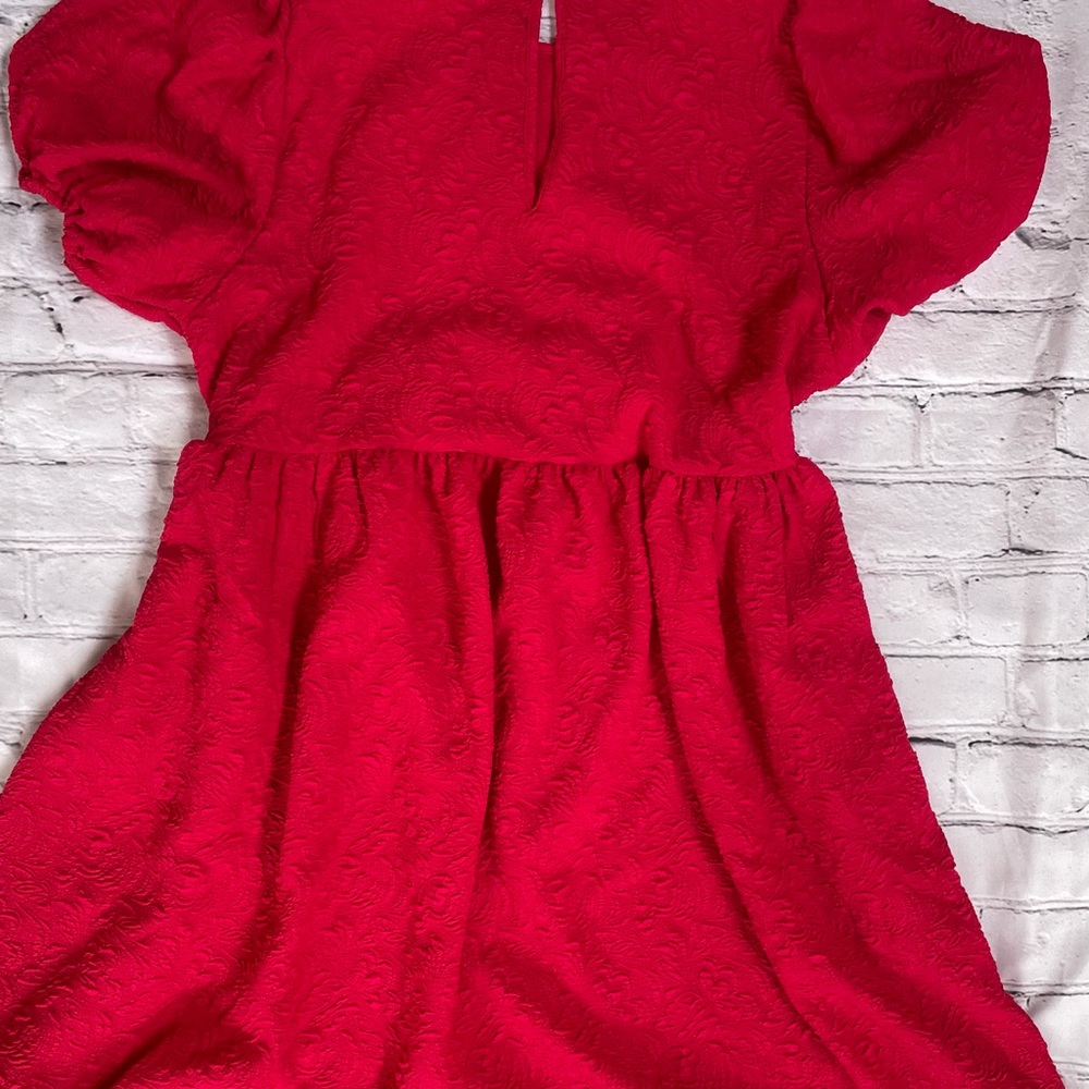 Dress - Picture 4 of 9